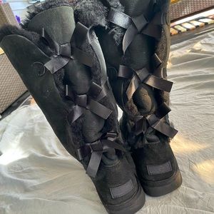 UGG Bailey triple bow Sz 10 lace bow tall black boots